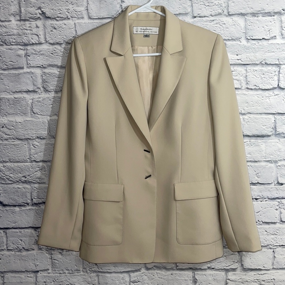 Tahari Blazer Jacket